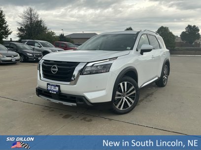 New 2025 Nissan Pathfinder Platinum w/ Cargo Package