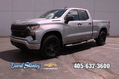 New 2025 Chevrolet Silverado 1500 Custom w/ Turbomax Blackout Package