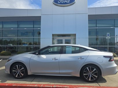 Used 2021 Nissan Maxima 3.5 SV w/ Floor Mat Group
