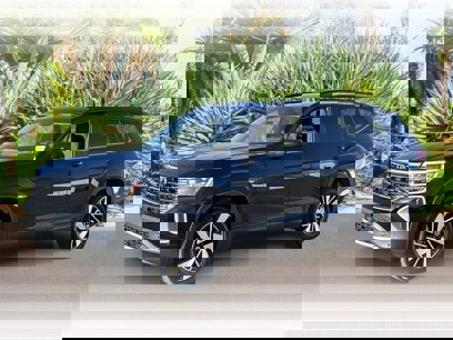 New 2025 Volkswagen Atlas SE