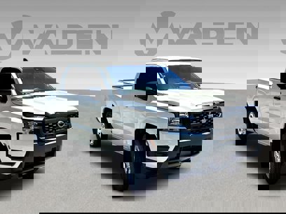 New 2025 Nissan Frontier S
