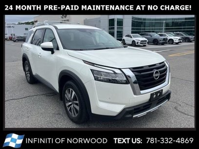 Used 2024 Nissan Pathfinder SL w/ Cargo Package