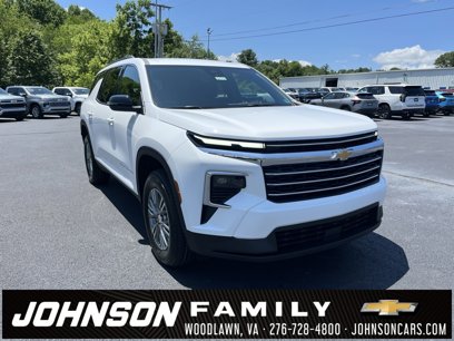 New 2025 Chevrolet Traverse LT w/ LPO, Floor Liner Package