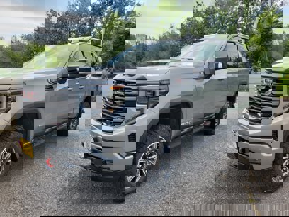 New 2025 GMC Sierra 1500 AT4 w/ AT4 Premium Package