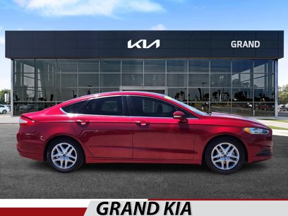 Used 2016 Ford Fusion SE