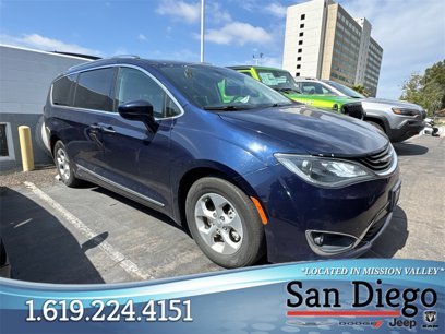 Used 2018 Chrysler Pacifica Touring-L