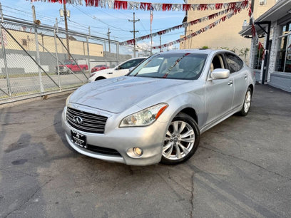 Used 2011 INFINITI M37 w/ Deluxe Touring Pkg
