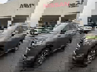 New 2025 Nissan Pathfinder SL w/ Cargo Package