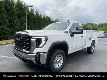 New 2024 GMC Sierra 3500 Pro w/ Convenience Package