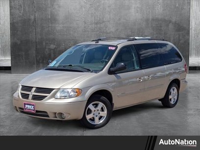 Used 2005 Dodge Grand Caravan SXT w/ Leather Interior Group