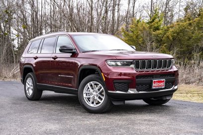 New 2025 Jeep Grand Cherokee L Laredo w/ Luxury Tech Group I