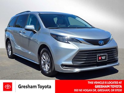 Used 2024 Toyota Sienna LE