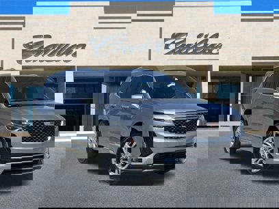 New 2025 Cadillac XT6 Luxury
