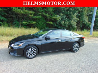 Used 2024 Nissan Altima 2.5 SV