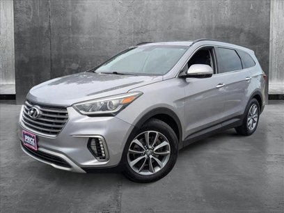 Used 2017 Hyundai Santa Fe SE w/ SE Premium Package 02