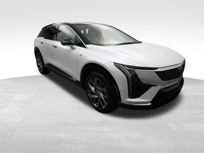 New 2025 Cadillac Optiq Luxury 2