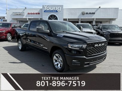 New 2025 RAM 1500 4x4 Crew Cab