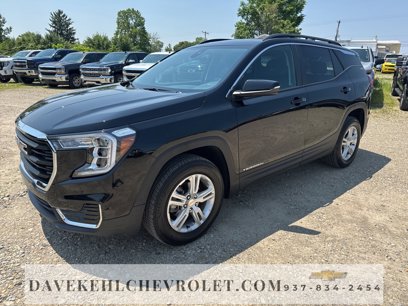 Used 2024 GMC Terrain SLE w/ Driver Convenience Package