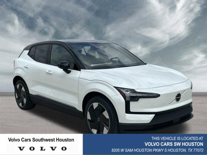 New 2025 Volvo EX30 Plus w/ Climate Package