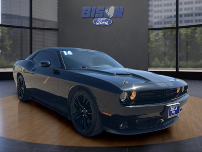 Used 2016 Dodge Challenger SXT