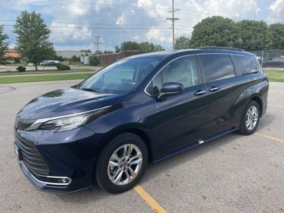 Used 2022 Toyota Sienna XLE w/ XLE Plus Package