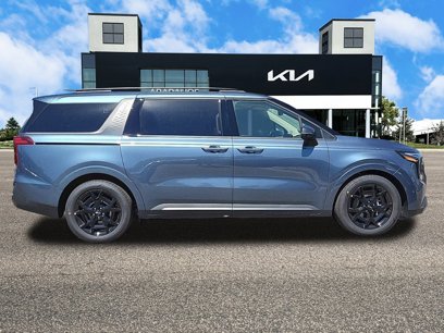 New 2025 Kia Carnival SX Prestige