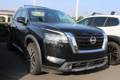 Used 2022 Nissan Pathfinder Platinum