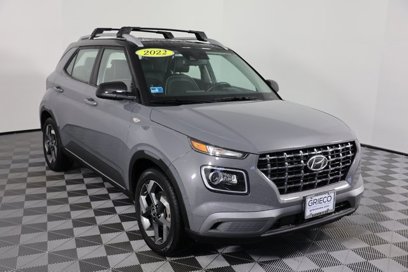 Certified 2022 Hyundai Venue Limited