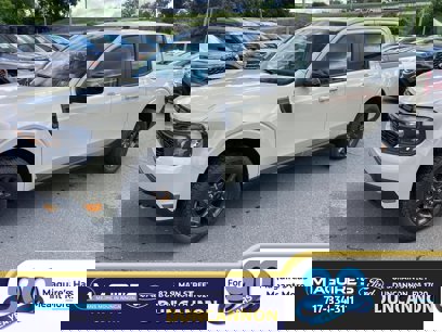 New 2024 Ford Maverick Lariat w/ Tremor Off-Road Package