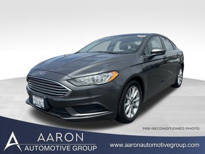 Used 2017 Ford Fusion SE w/ Fusion SE Technology Package