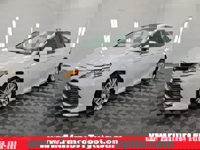 Used 2018 Toyota Camry XLE