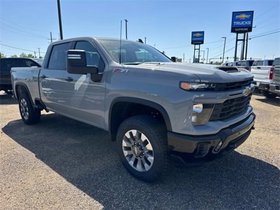New 2025 Chevrolet Silverado 2500 Custom w/ Custom Value Package