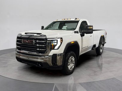 New 2025 GMC Sierra 2500 SLE