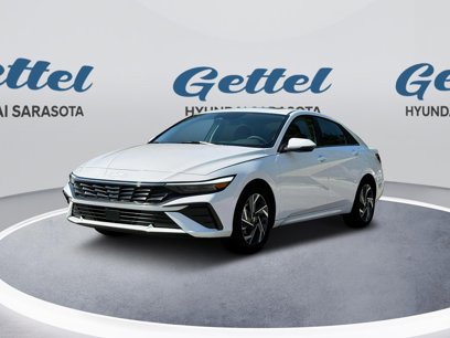 New 2025 Hyundai Elantra Limited w/ Cargo Package