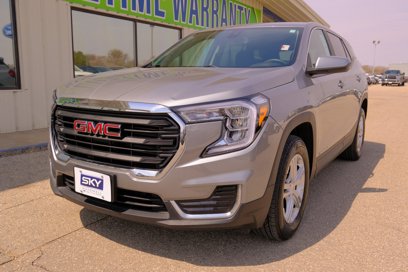 Used 2024 GMC Terrain SLE