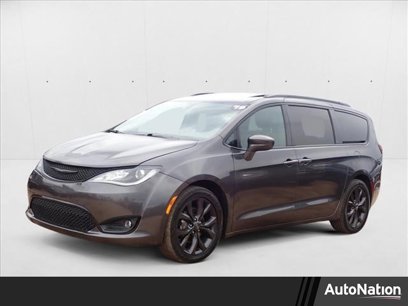 Used 2019 Chrysler Pacifica Touring-L Plus w/ S Appearance Package