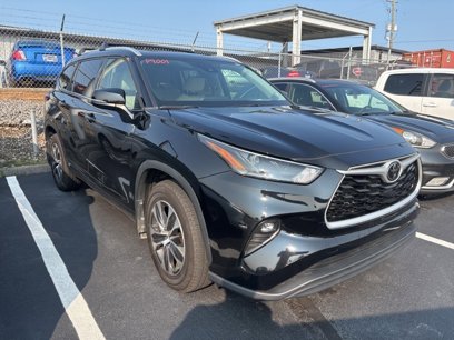 Used 2022 Toyota Highlander XLE