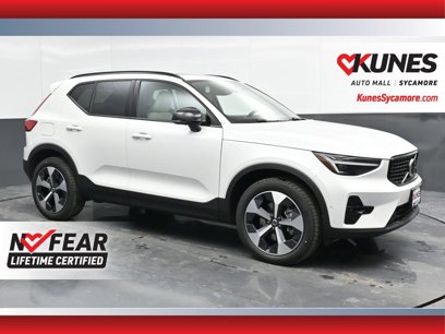 New 2025 Volvo XC40 B5 Plus w/ Protection Package Premier