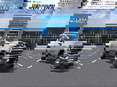 New 2025 Chevrolet Silverado 3500 LTZ w/ LTZ Plus Package
