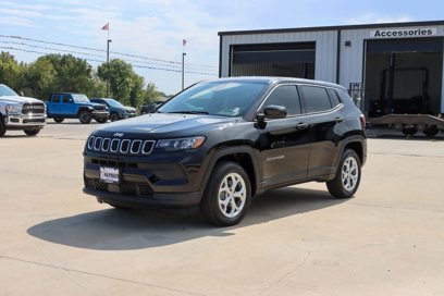 New 2025 Jeep Compass Sport w/ Mopar Graphics Package