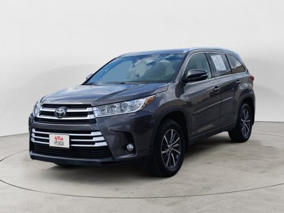 Used 2017 Toyota Highlander XLE