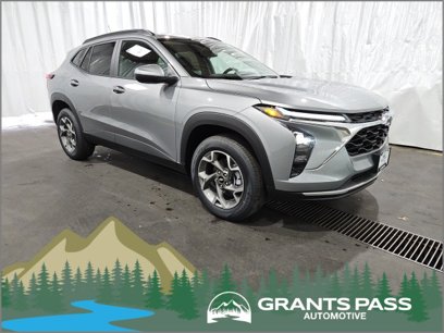 New 2025 Chevrolet Trax LT w/ LT Convenience Package