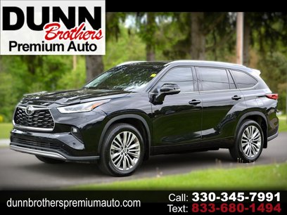 Used 2023 Toyota Highlander Platinum