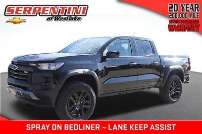 New 2025 Chevrolet Colorado Trail Boss w/ Midnight Edition