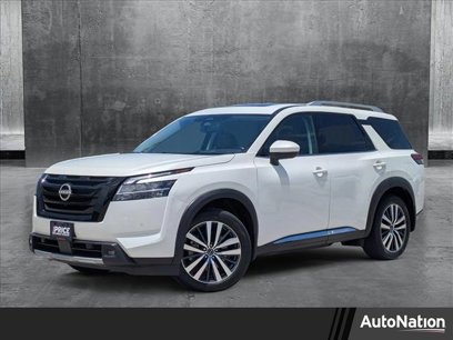 Used 2022 Nissan Pathfinder Platinum w/ Cargo Package