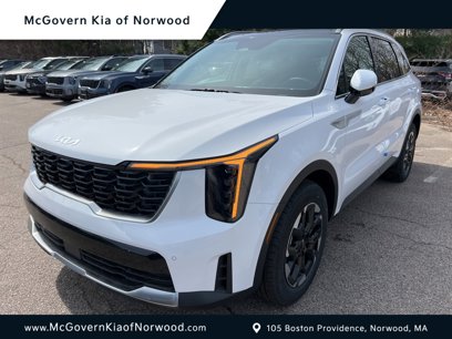New 2025 Kia Sorento S