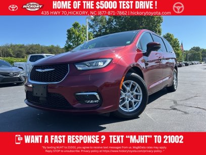 Used 2023 Chrysler Pacifica Touring-L