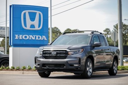 New 2025 Honda Ridgeline RTL