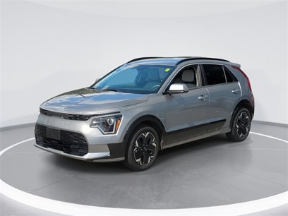 Used 2023 Kia Niro Wind w/ Wind Preserve Package