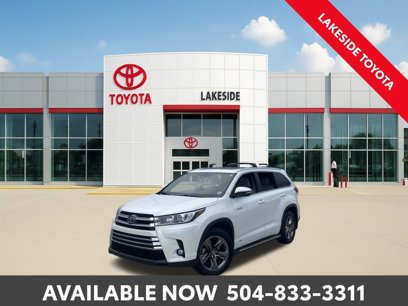 Used 2017 Toyota Highlander Limited